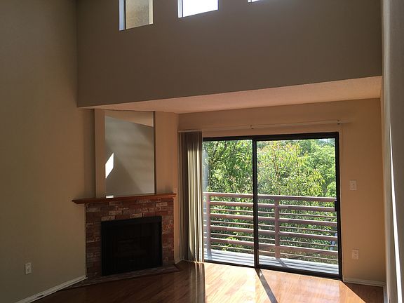 3rd image of 1484 S Beverly Dr APT 314