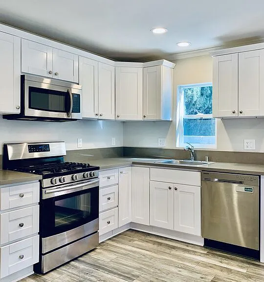 451 Ivy St #B — Photo 3