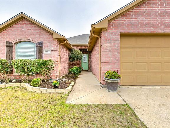 3rd image of 12216 Hunters Knoll Dr