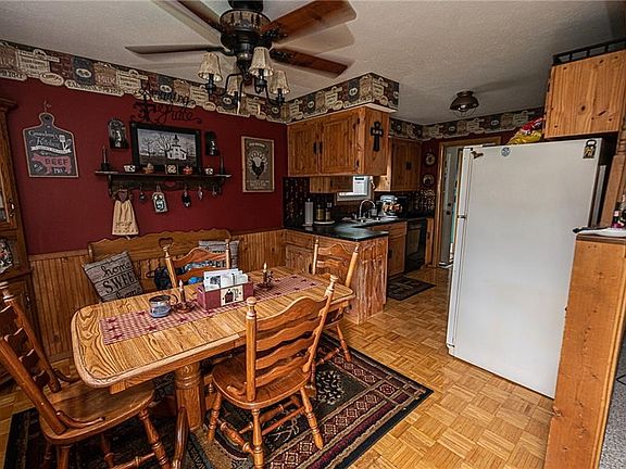 4th image of 234 Traymore Blvd