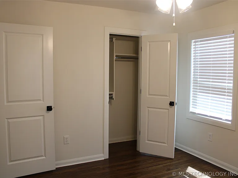 1428 S Harvard Ave — Photo 10