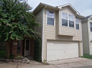 1216 Robin St, Houston, TX 77019