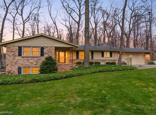 5880 Manorwood Dr, Kalamazoo, MI