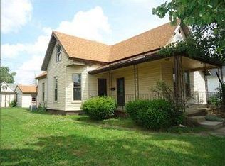 621 Maple St, Columbus, IN 47201