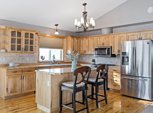 660 W Montana Dr, Palmer, AK 99645