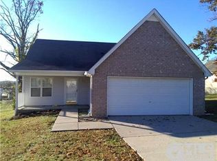 1104 Benton Mason Dr, La Vergne, TN 37086