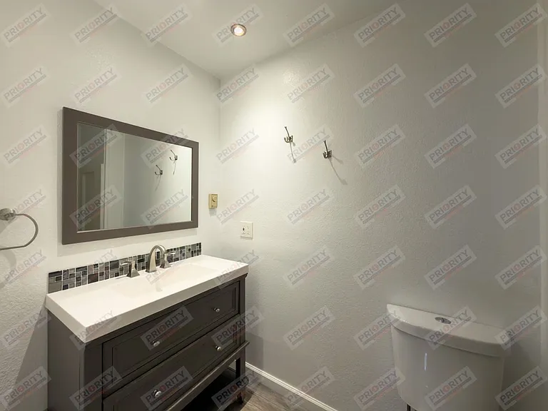 6907 Greensburgh Ave — Photo 12