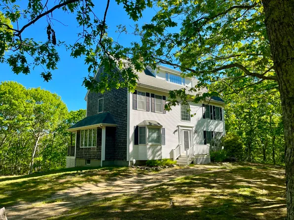 81 Whalers Walk, Edgartown, MA 02539