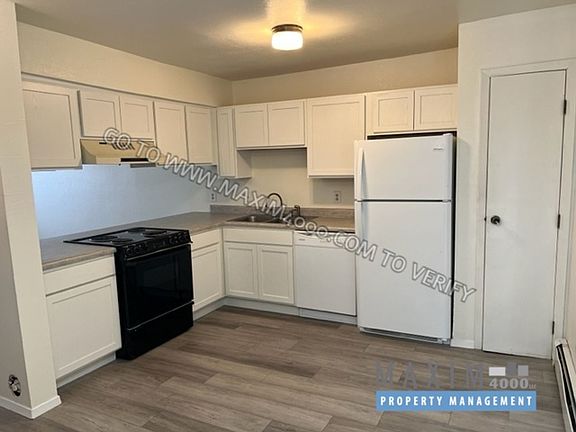5th image of 209 Teller Ave APT 1