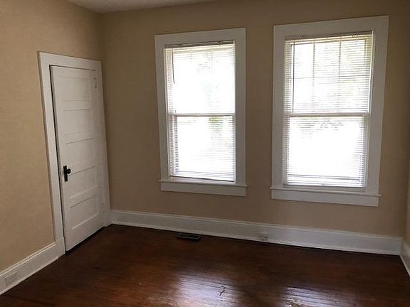 4th image of 1500 Upland Dr