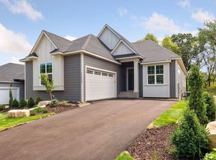 12633 Surrey St, Eden Prairie, MN 55347