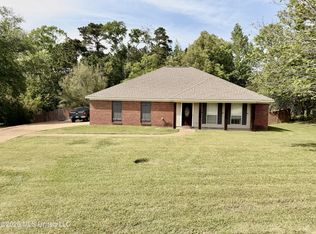 1007 Cobblestone Pl, Brandon, MS 39042
