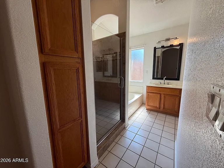 4855 W Buffalo St — Photo 29