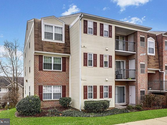5th image of 14801 Rydell Rd APT 102