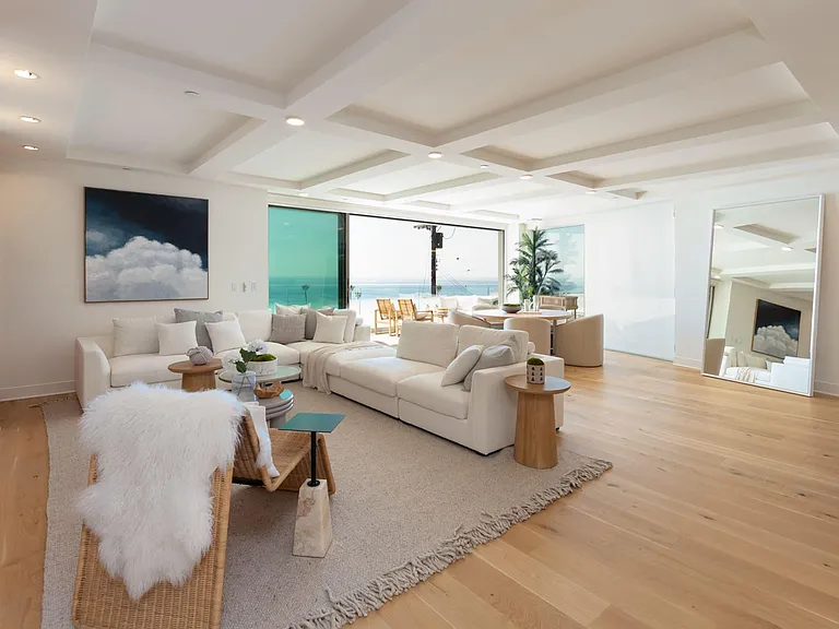 Sea View Villas — Photo 68