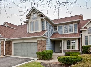 937 Fountain View Dr, Deerfield, IL