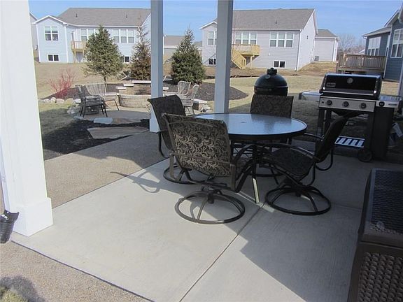 5th image of 15938 Harstad Dr