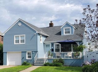 317 E Penn St #1, Long Beach, NY 11561