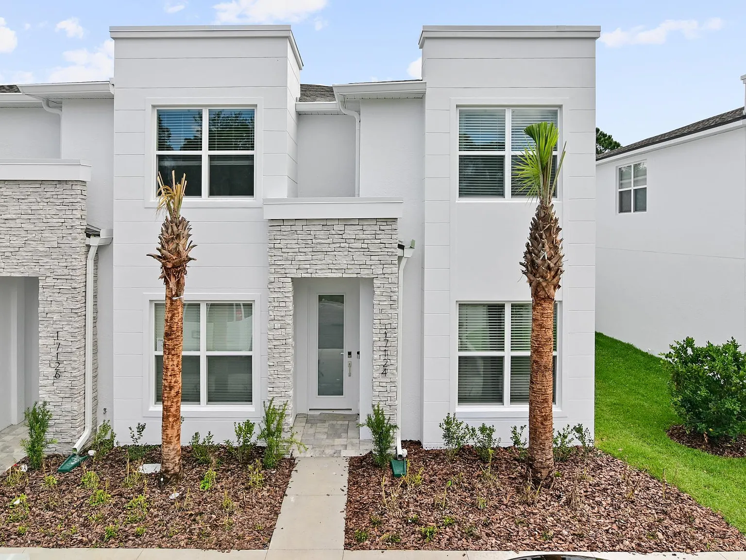 17124 Blessing Dr — Photo 2
