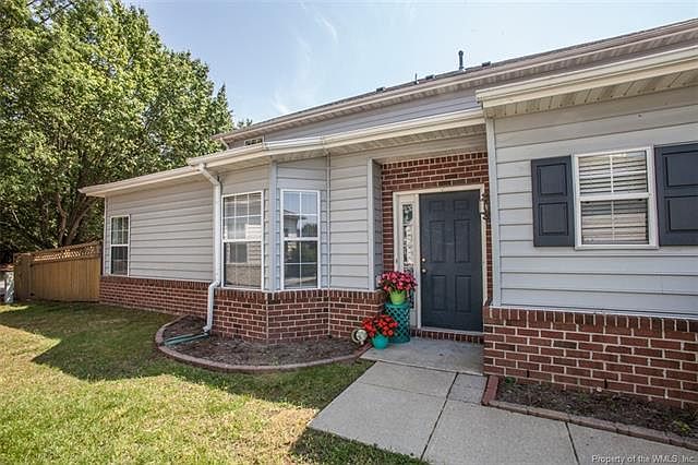 1st image of 205 Belmont Cir
