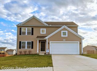 815 View Pointe Dr, Middleville, MI 49333