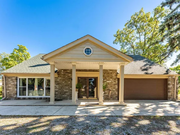 41466 Dequindre Rd, Sterling Heights, MI 48314