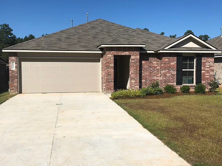 28441 Evangeline Ln — Photo 1