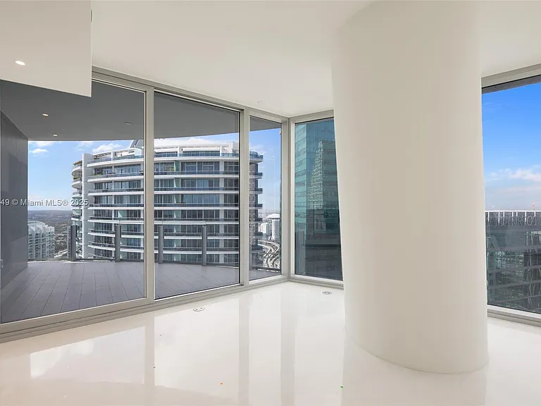 300 Biscayne Boulevard Way #4708 — Photo 7