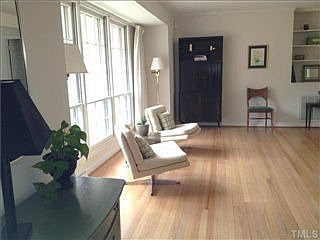 3rd image of 237 Monticello Ave