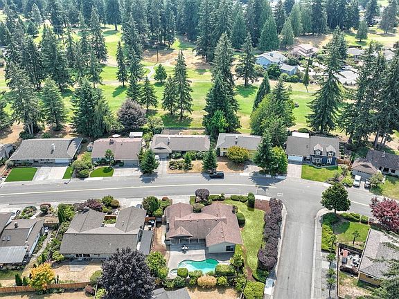 5th image of 14656 SE Fairwood Boulevard