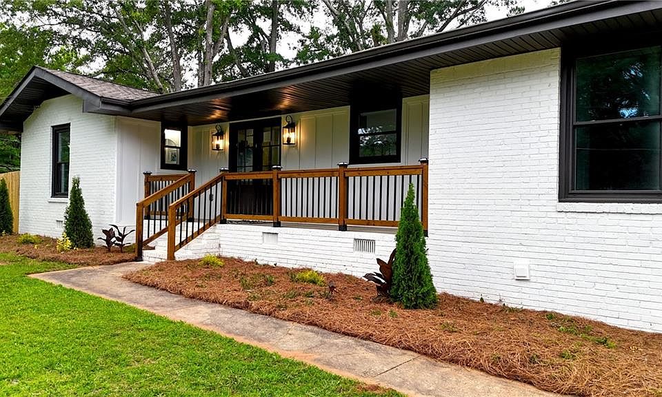 1st image of 4296 Langdon Dr