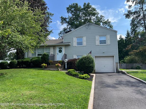 120 Irwin Pl