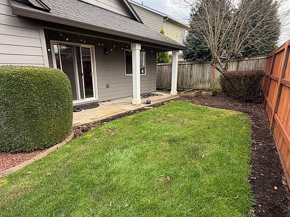 3rd image of 4028 NE 166th Ave