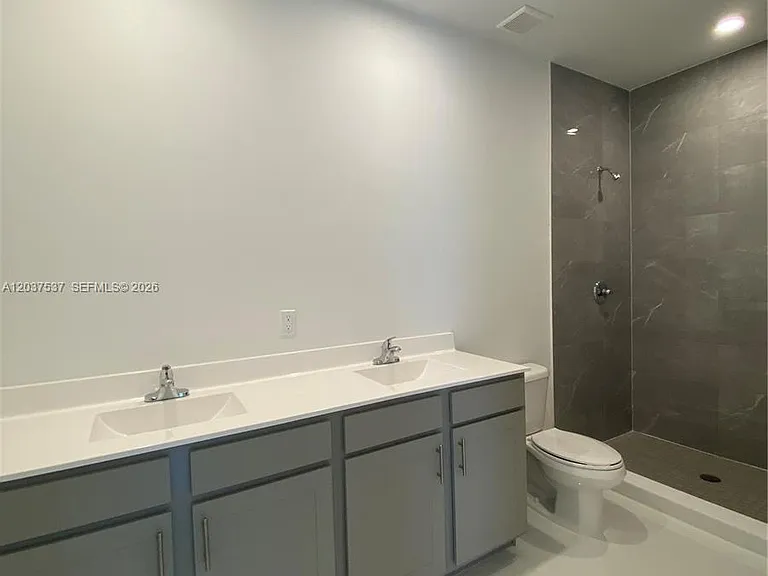 2402 SW 145th Pl #0 — Photo 6