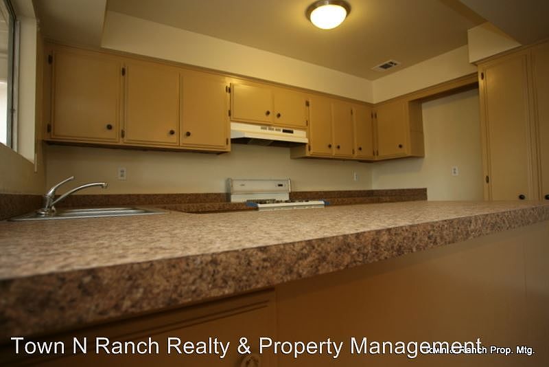 2nd image of 13115 Pam Ln