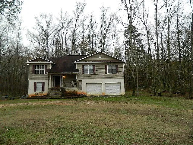 220 Riverbend Trl photo 1