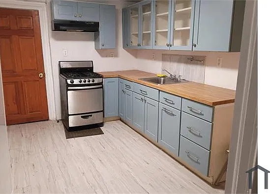 1 bed, 900 sqft, $2,000 — Photo 1