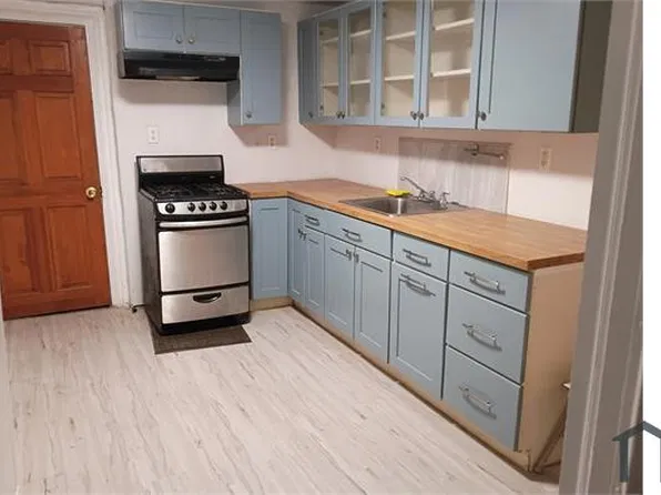 17 Albion St Floor 3, Roxbury, MA 02119