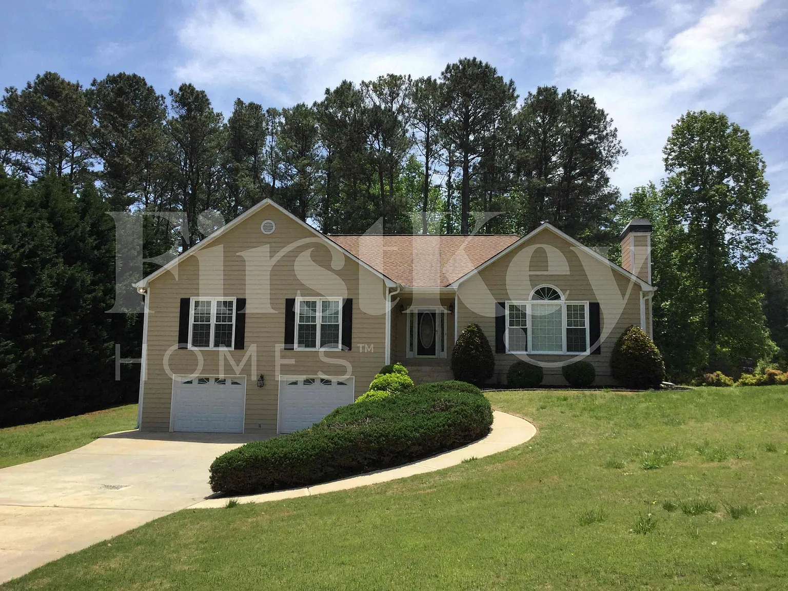 3 bed, 2.0 bath, 1862 sqft, $3,000 — Photo 1
