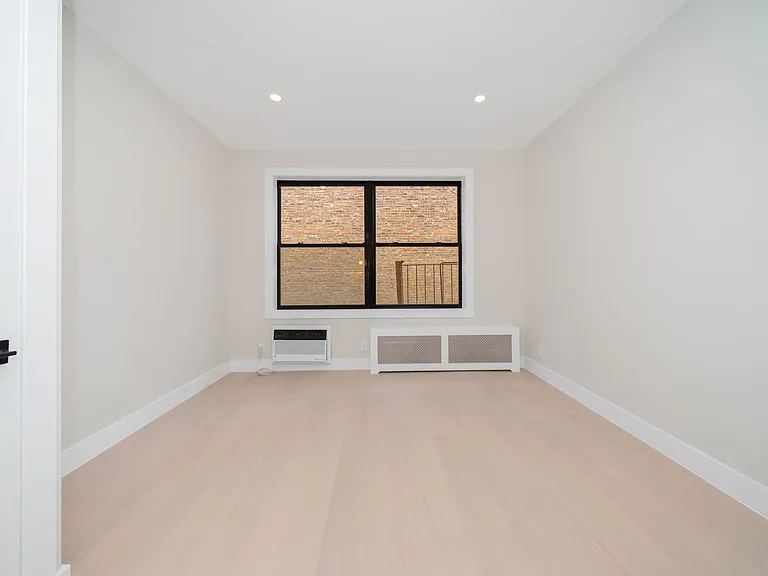 1269 1st Ave #4C — Photo 8