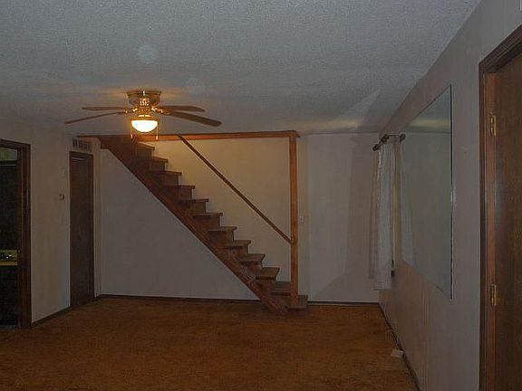 4th image of 7820 Park St