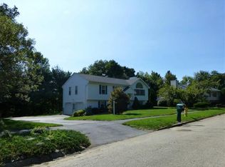 21 Moreland Green Dr, Worcester, MA 01609