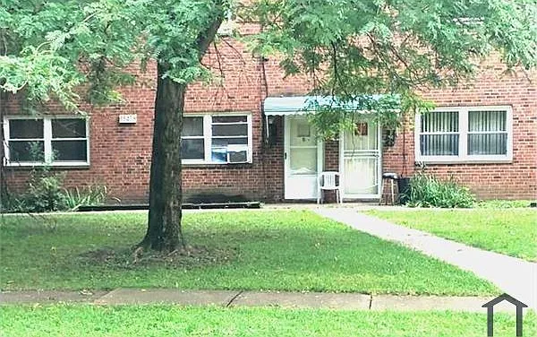 1724 Taylor Rd #5 — Photo 2
