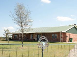 296 Bubert Ln, Mc Gregor, TX 76657