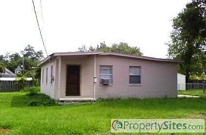 1st image of 8 Rollins Ave