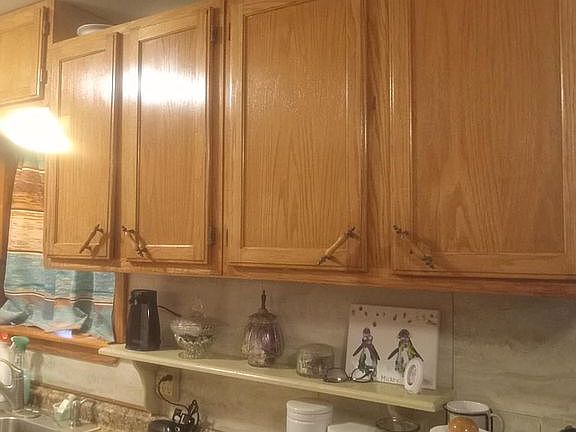 2nd image of 213 Glenwood Dr