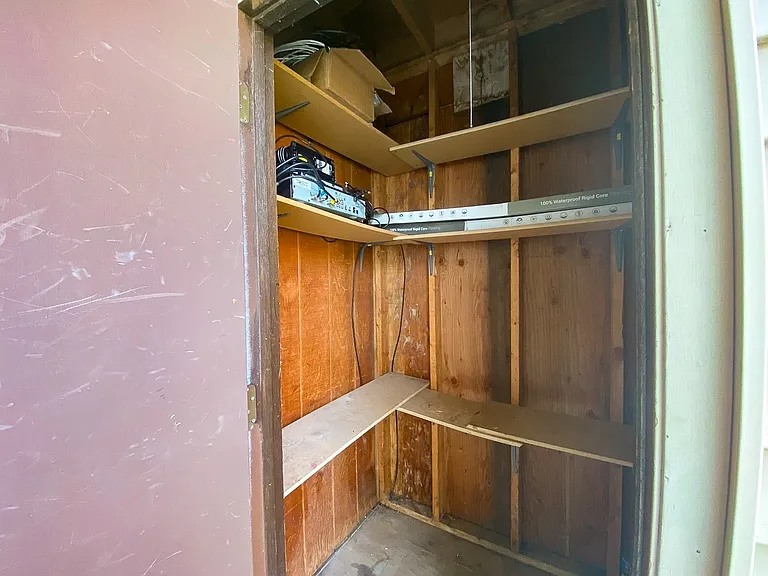 182 Waters Edge Dr #201 — Photo 18