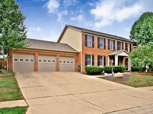1057 Milford Dr, Pickerington, OH 43147
