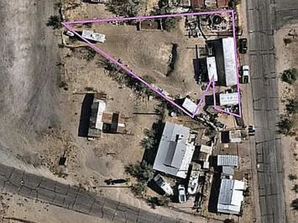 215 S Main St, Searchlight, NV 89046