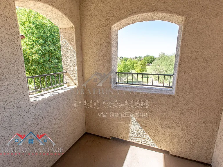 9136 W Meadow Dr — Photo 31